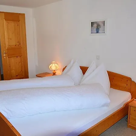 Celerina Sleeps 6 Wifi Apartman